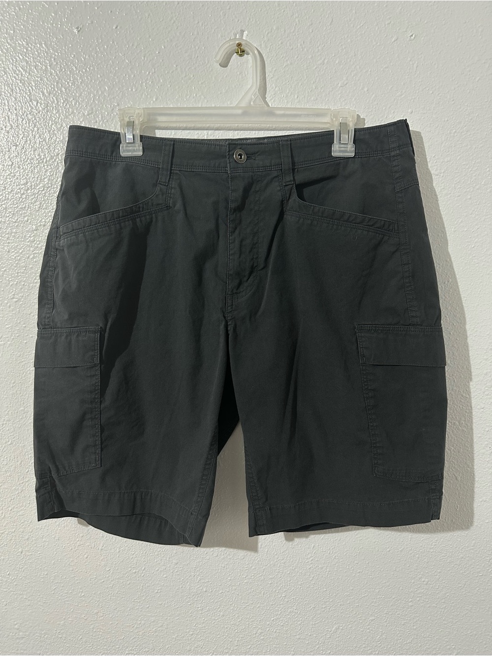 Eddie Bauer Black Men's Cargo Shorts